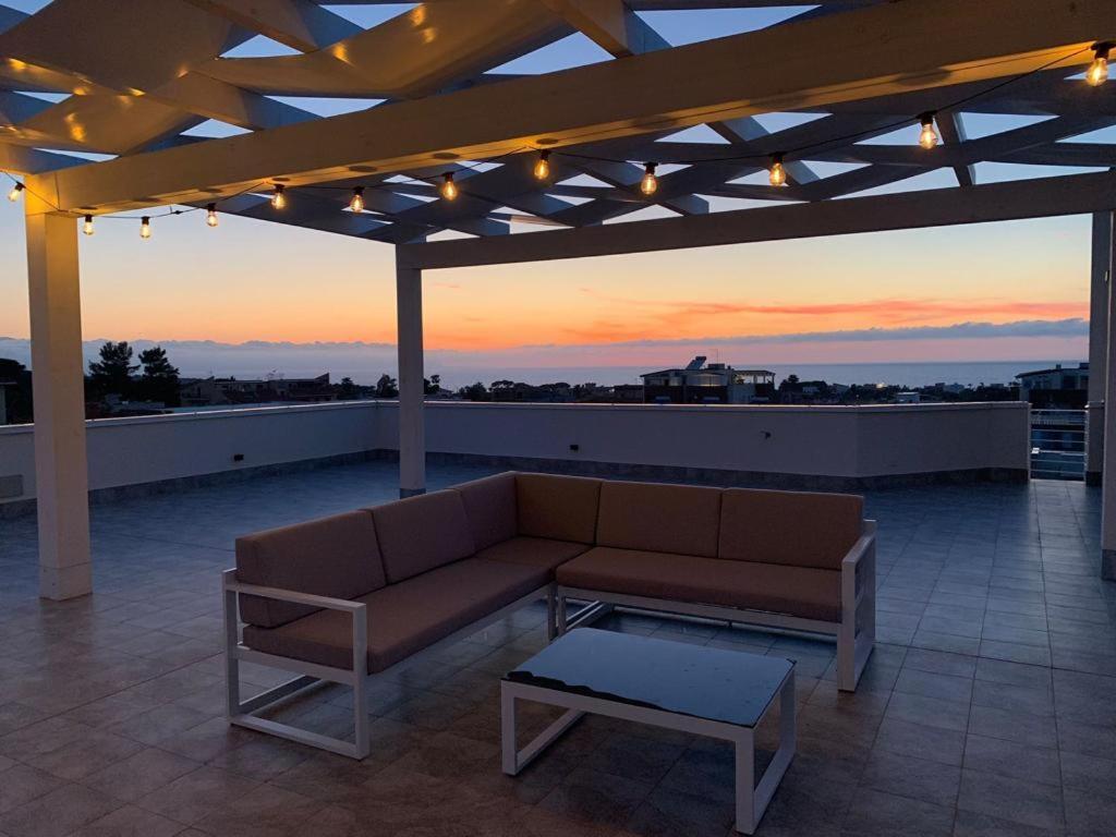 Terrace Ini Terrasini Exterior foto